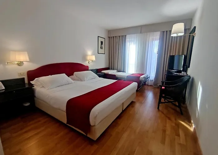 汉诺威酒店 4* 格拉多