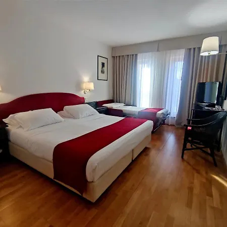 Hannover 4* Γκράντο